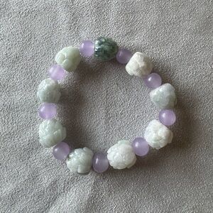 Elegant Lotus Carved Burmese Jadeite with lavender colored Beaded Bracelet